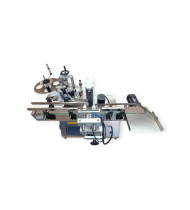 MT-180 etykieciarka z pozycjonerem butelek