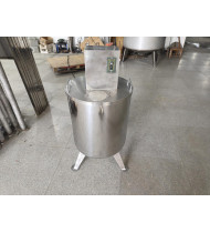 Zbiornik z mieszadłem 100...